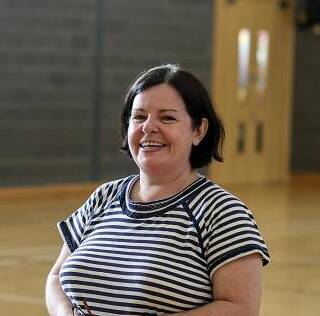 Roisin Smyth - Oifigeach Iomána